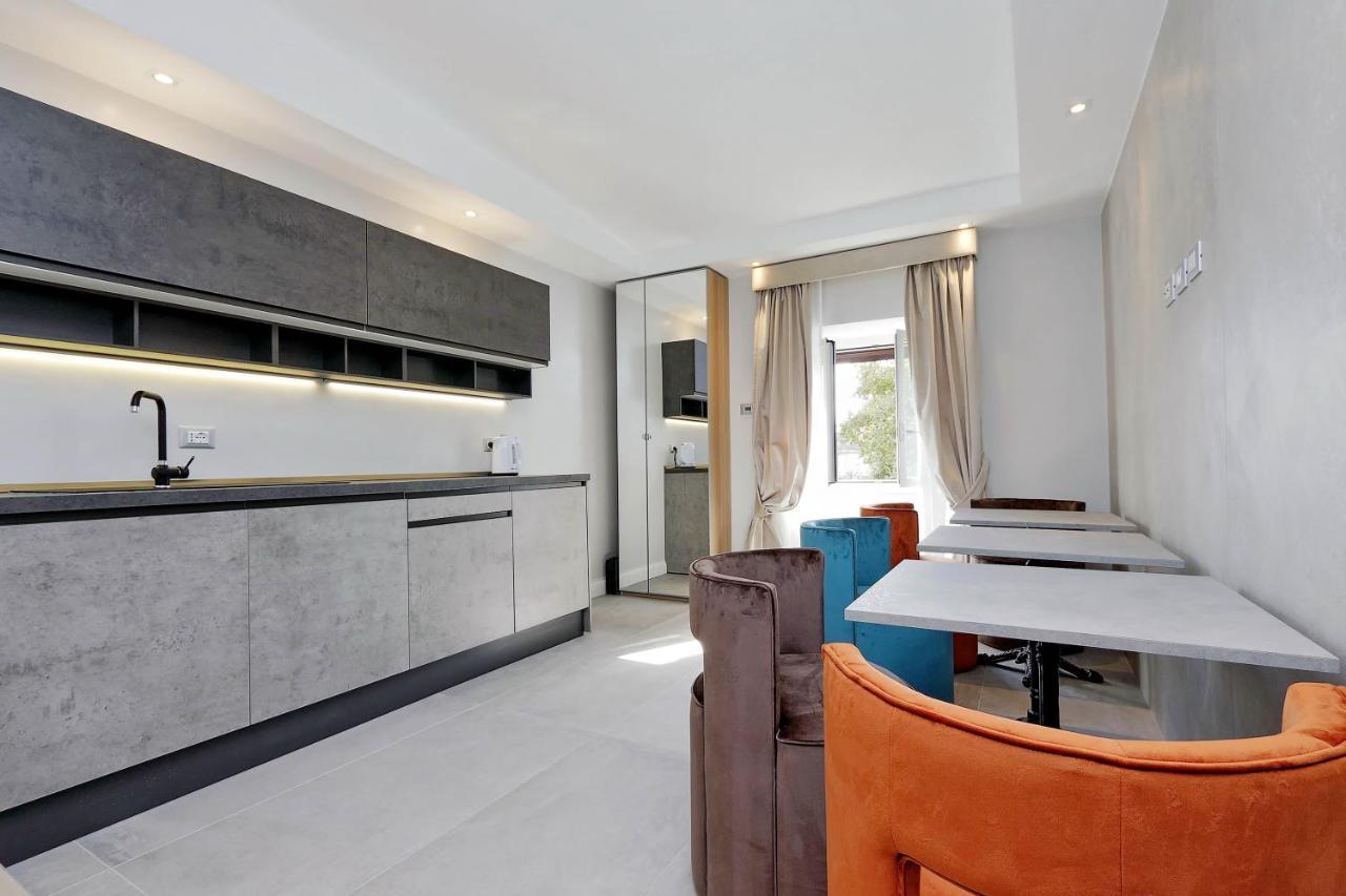 Relais Aquarium Bed & Breakfast Rome Bagian luar foto